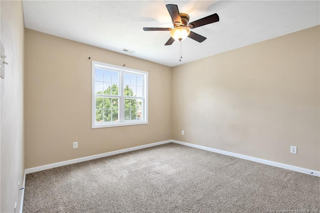 5421 Biscoe Street Property Photo 18