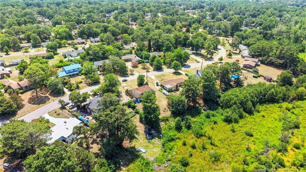 1516 Paisley Avenue Property Photo 3