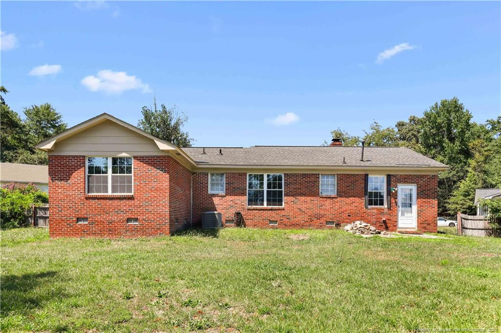 6808 Leeds Court Property Photo 25