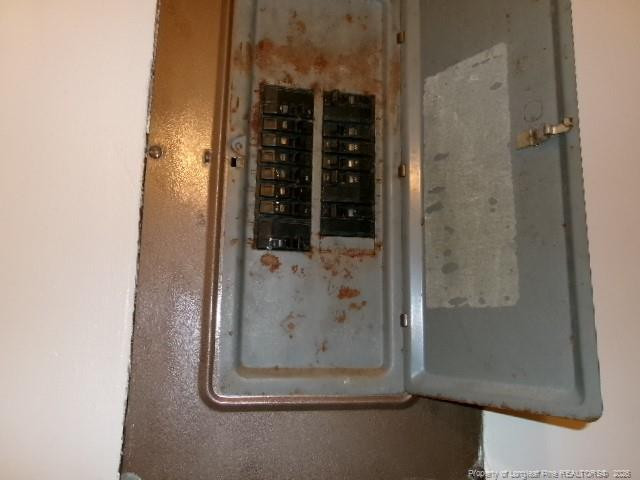 704 Mcneill Drive Property Photo 9