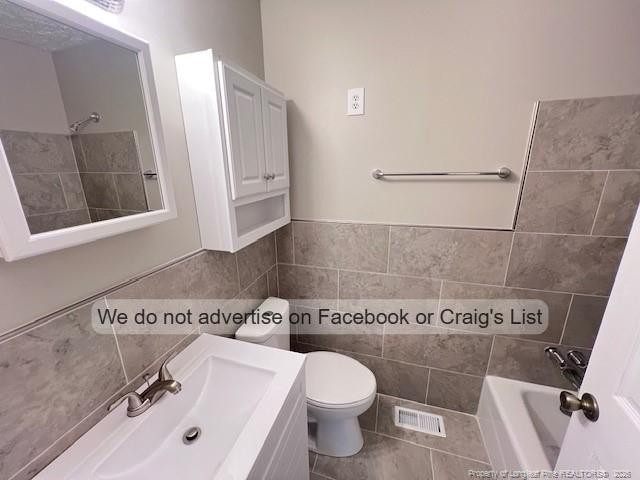 219 N Ingleside Drive Property Photo 9