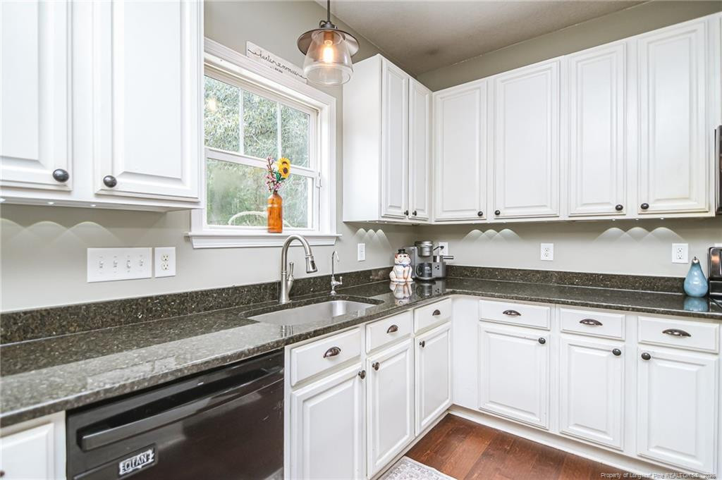 21181 Traders Road Property Photo 25