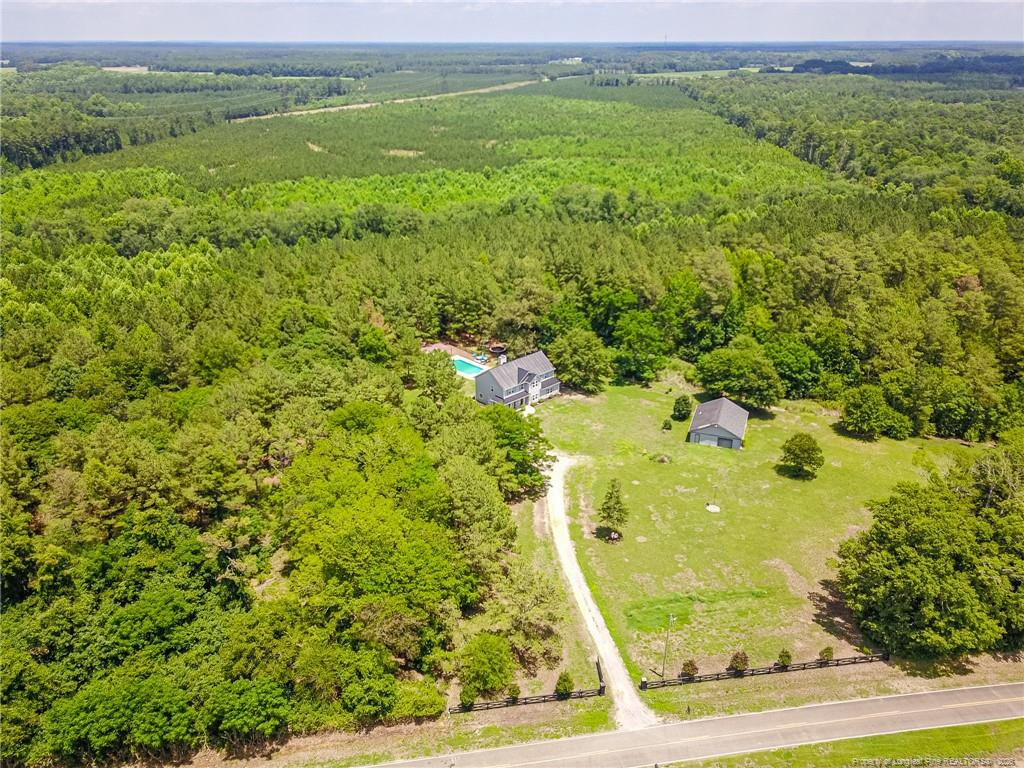 21181 Traders Road Property Photo 46