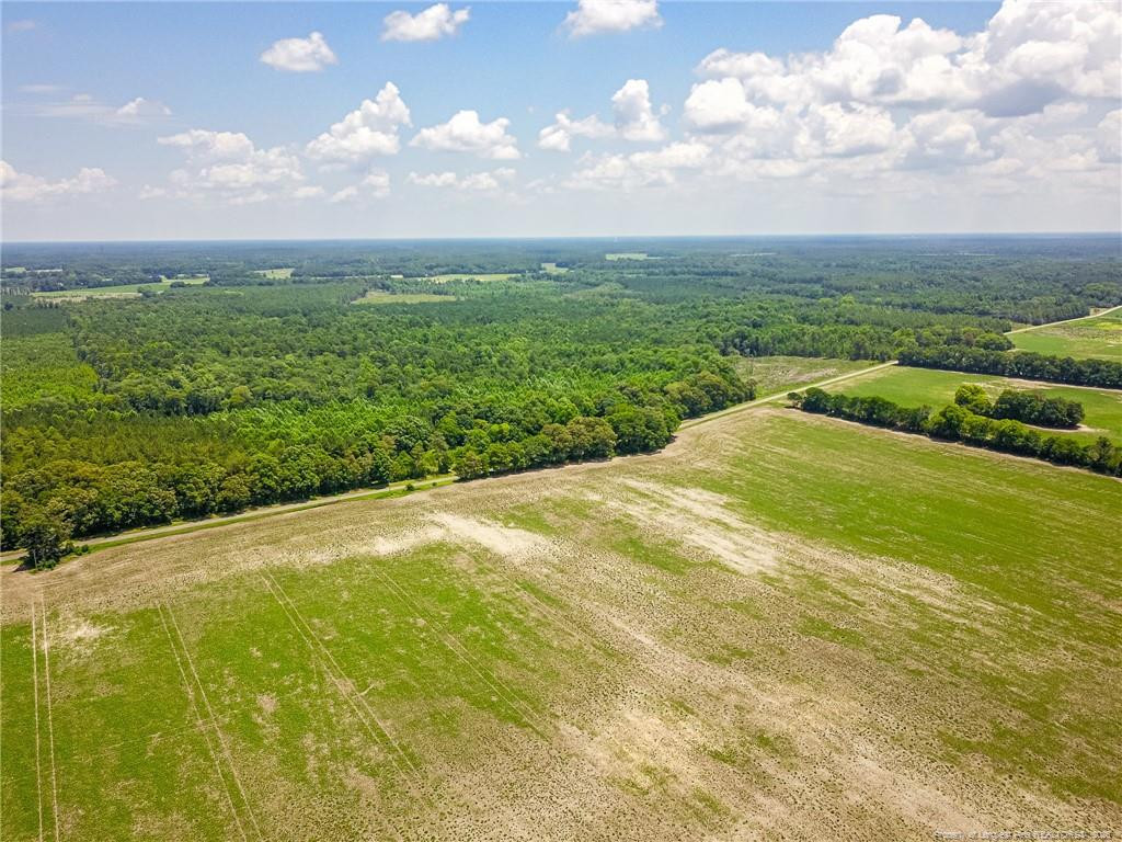 21181 Traders Road Property Photo 48