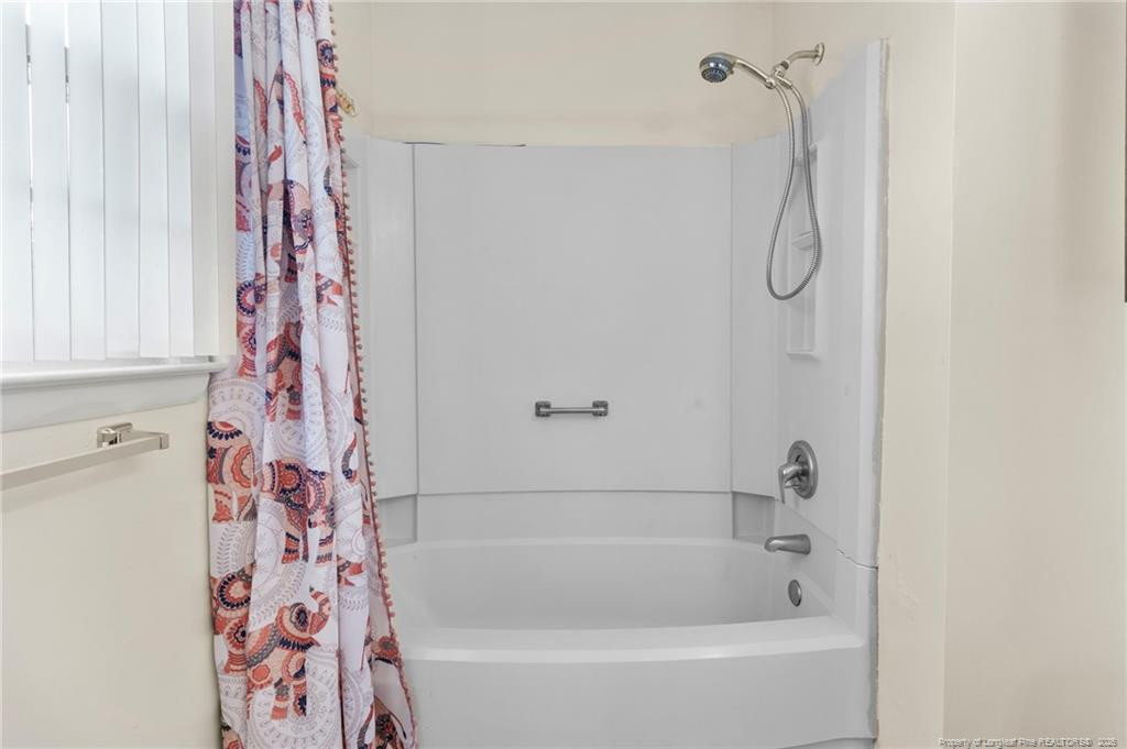 6870 Beaver Stone Drive Property Photo 16