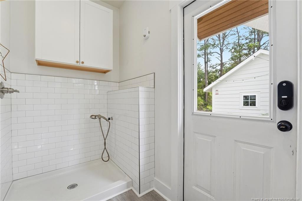 261 Springwood Way Property Photo 4