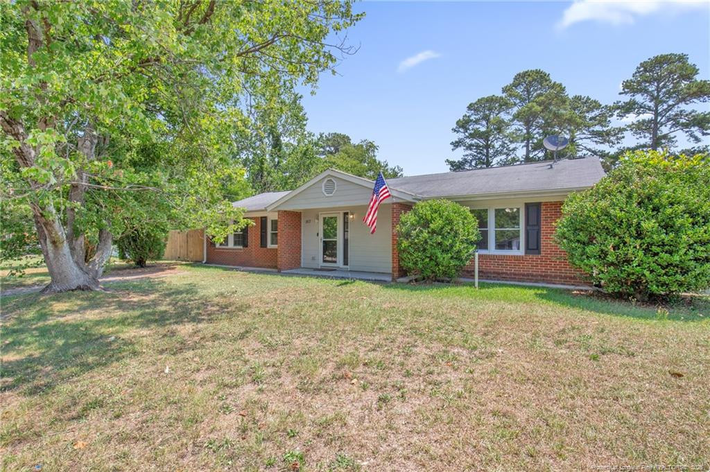 913 Montclair Road Property Photo 1