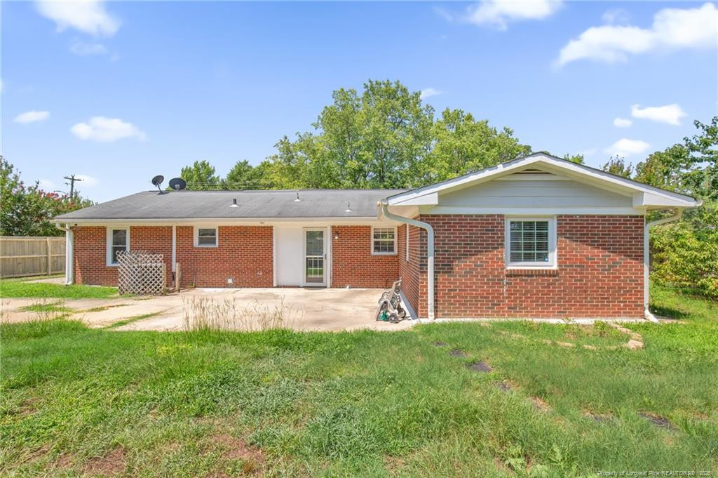 913 Montclair Road Property Photo 2