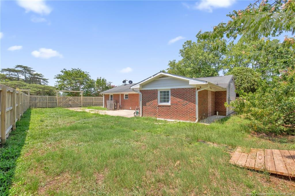 913 Montclair Road Property Photo 31