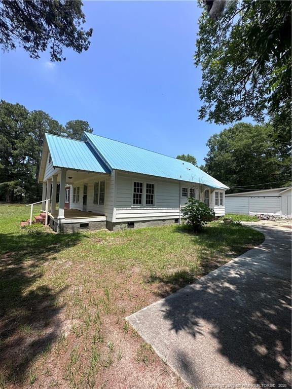 916 Aberdeen Road Property Photo 2