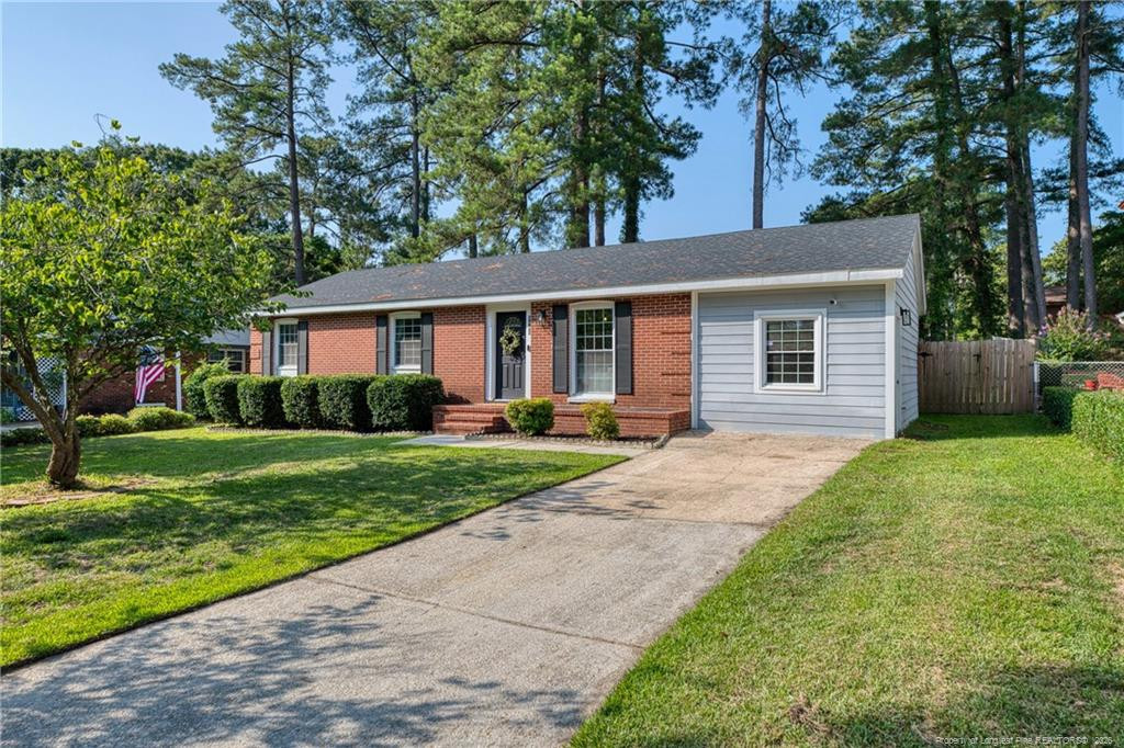 5491 Richwood Courts Property Photo 3
