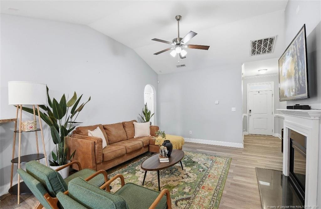 601 Collinwood Drive Property Photo 6