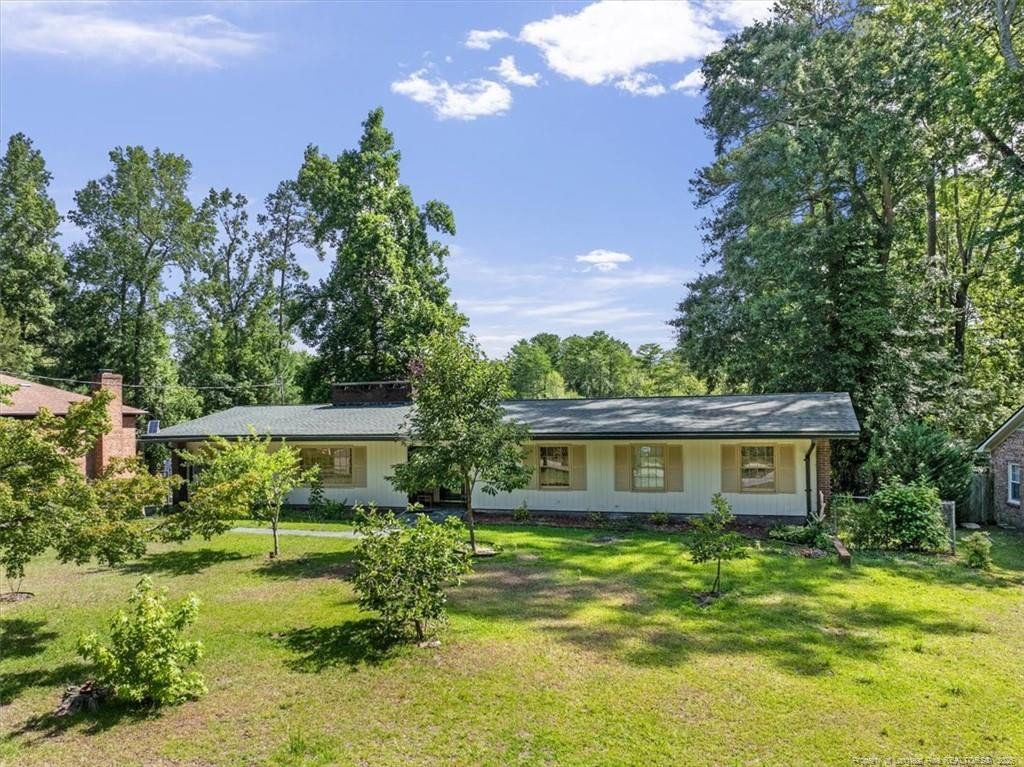 1946 Forest Hills Drive Property Photo 2
