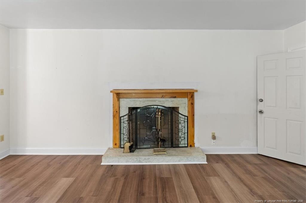 1946 Forest Hills Drive Property Photo 9