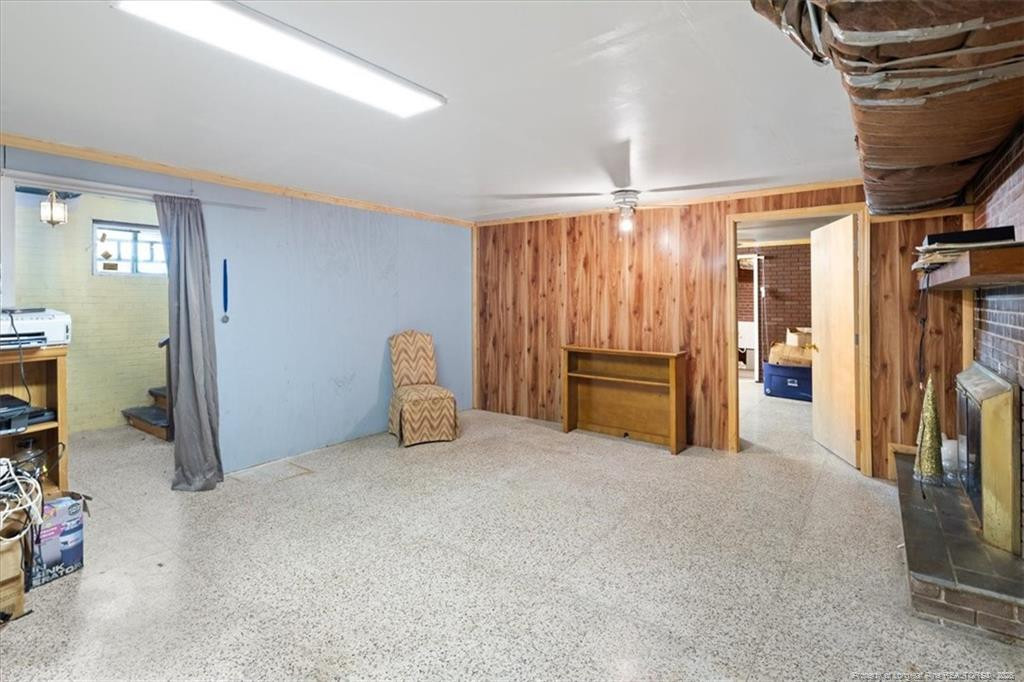 1946 Forest Hills Drive Property Photo 35