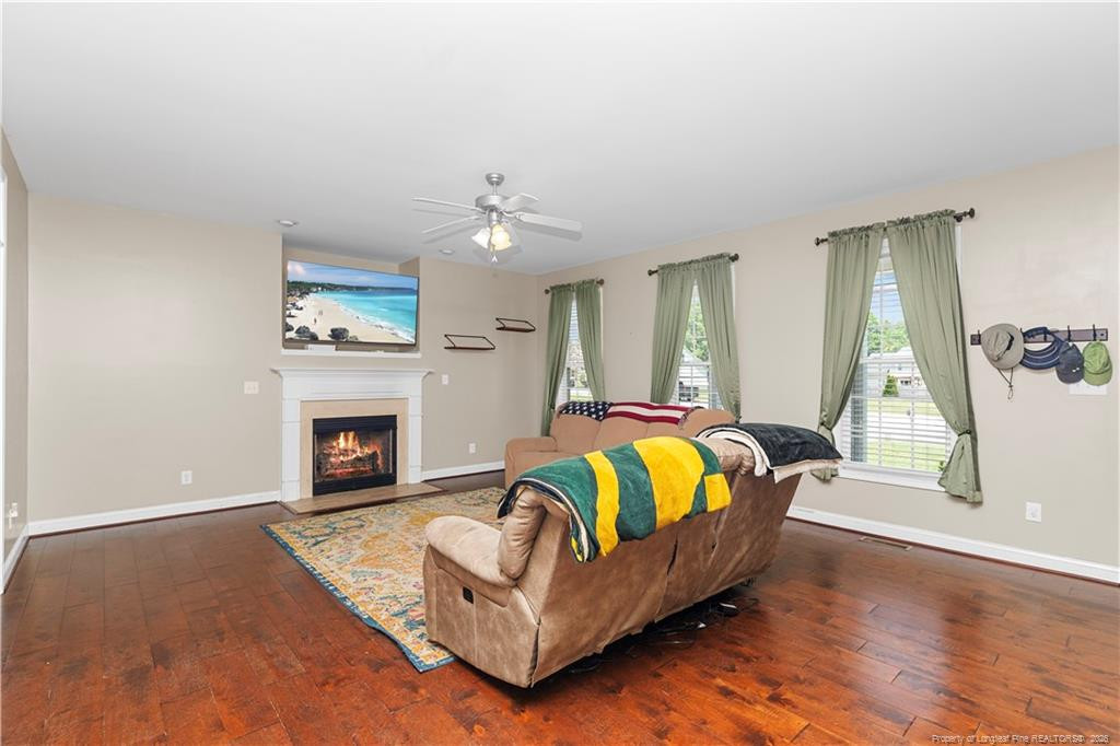 8609 Matchpoint Drive Property Photo 11