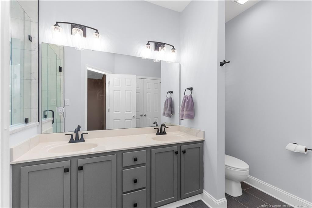 8609 Matchpoint Drive Property Photo 18