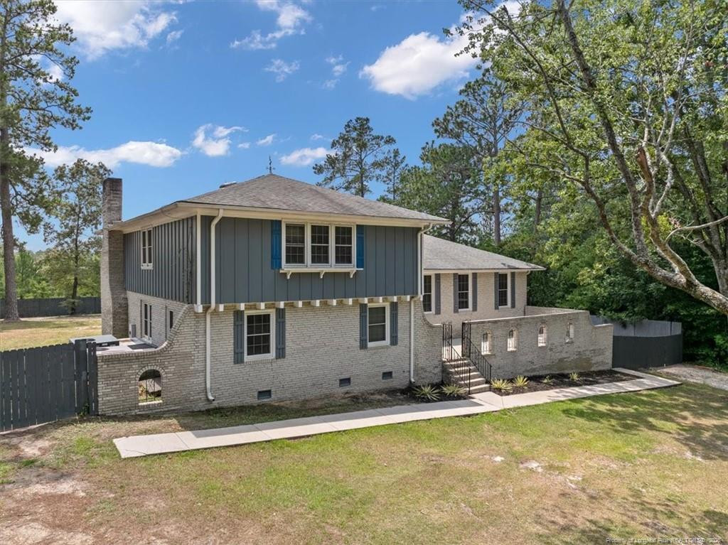 389 Myra Road Property Photo 1