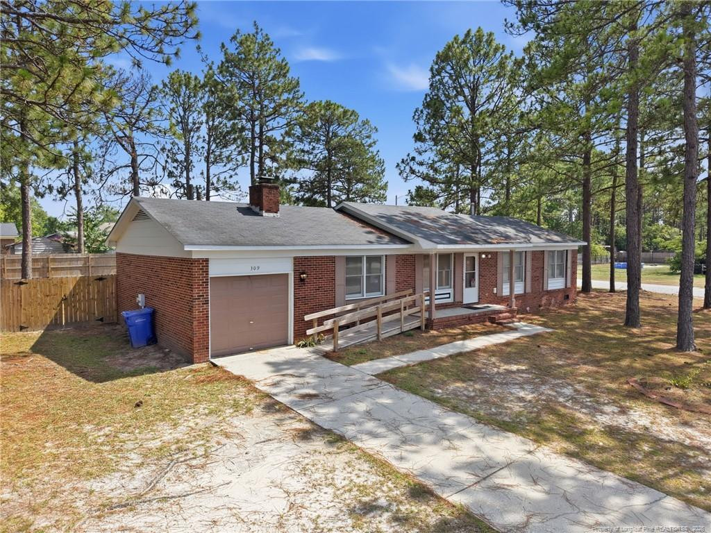 309 Brass Court Property Photo 1