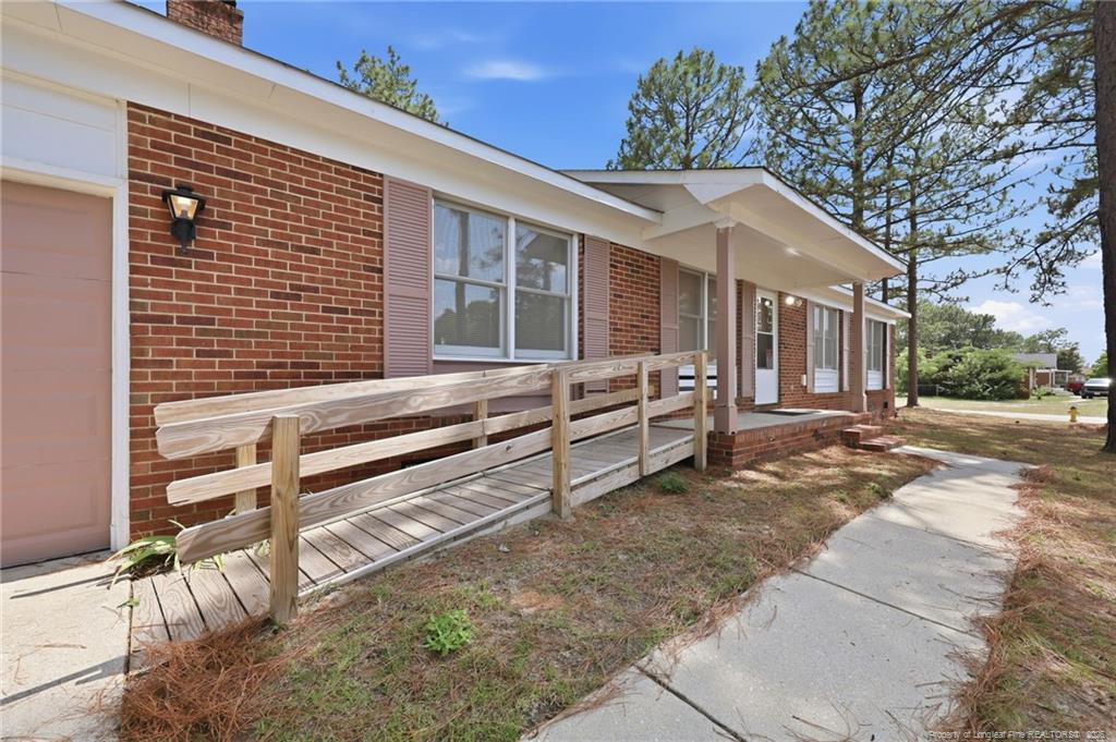 309 Brass Court Property Photo 5