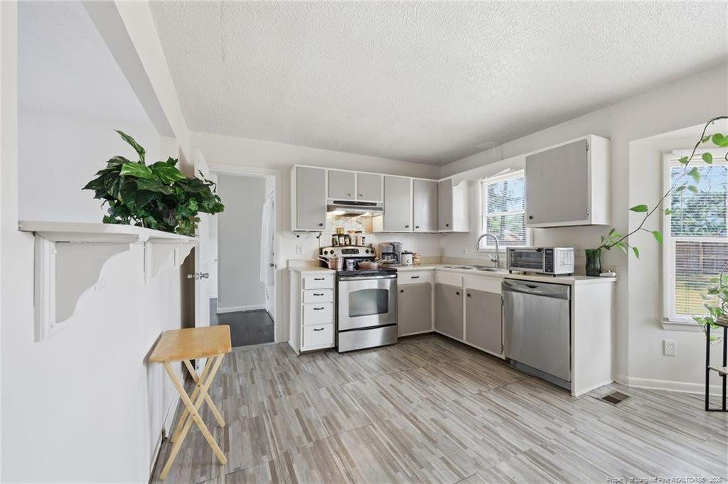 309 Brass Court Property Photo 8