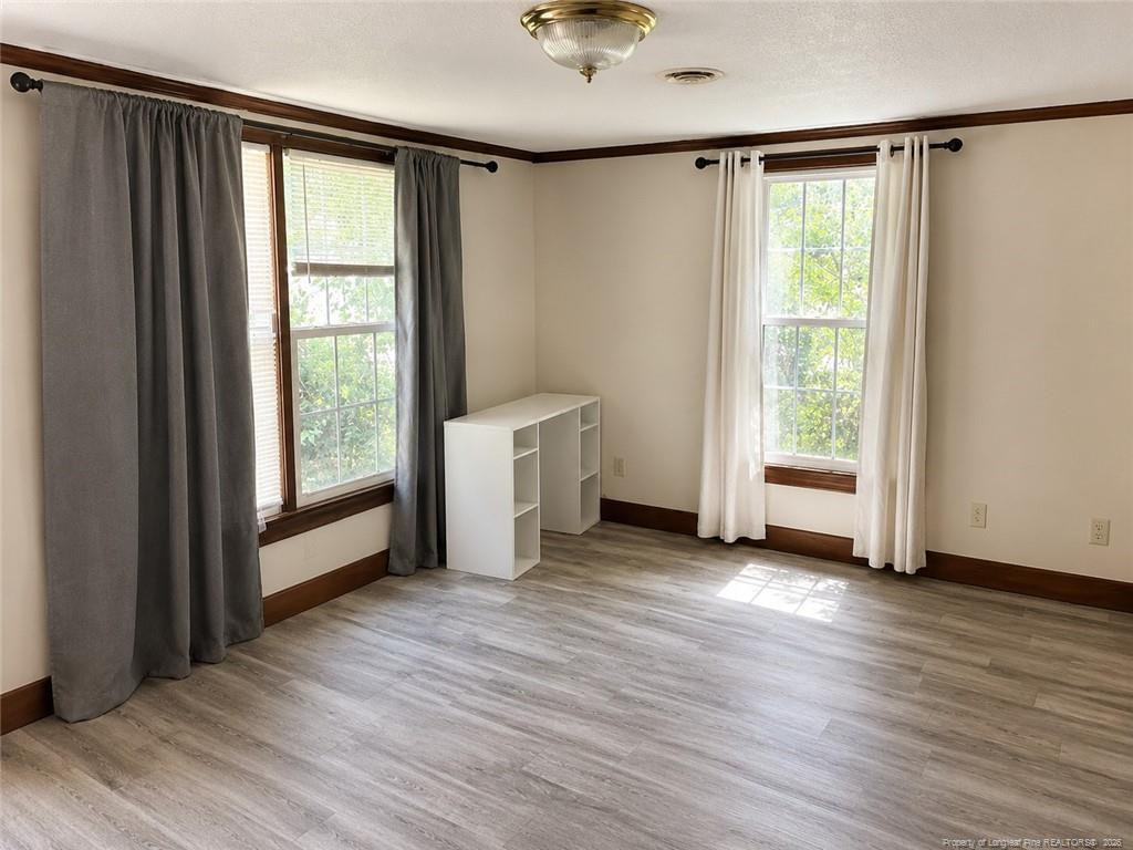 5426 Pinecrest Drive Property Photo 2
