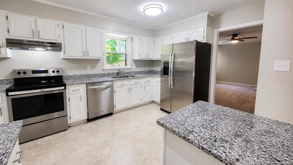1820 Lasalle Avenue Property Photo 11