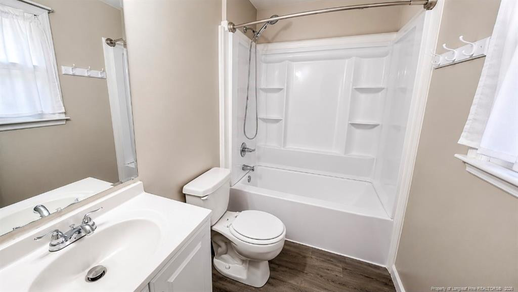1820 Lasalle Avenue Property Photo 22