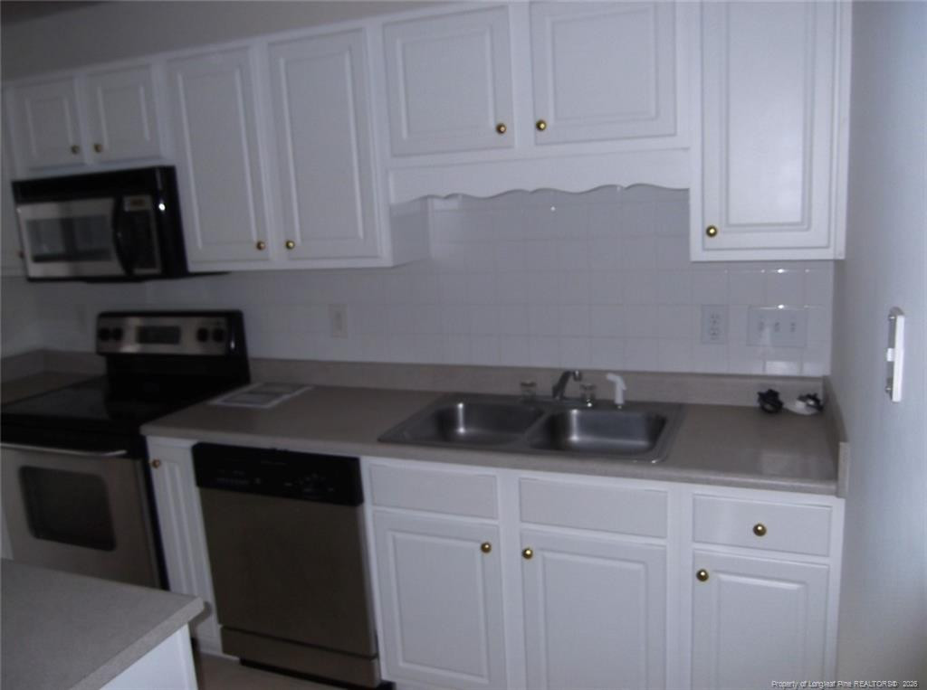 2937 Piney Mountain Drive Property Photo 6
