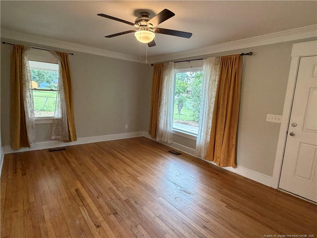 1112 Riverside Circle Property Photo 2