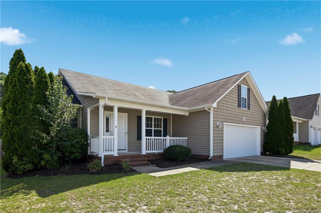 2209 Stornoway Court Property Photo 3