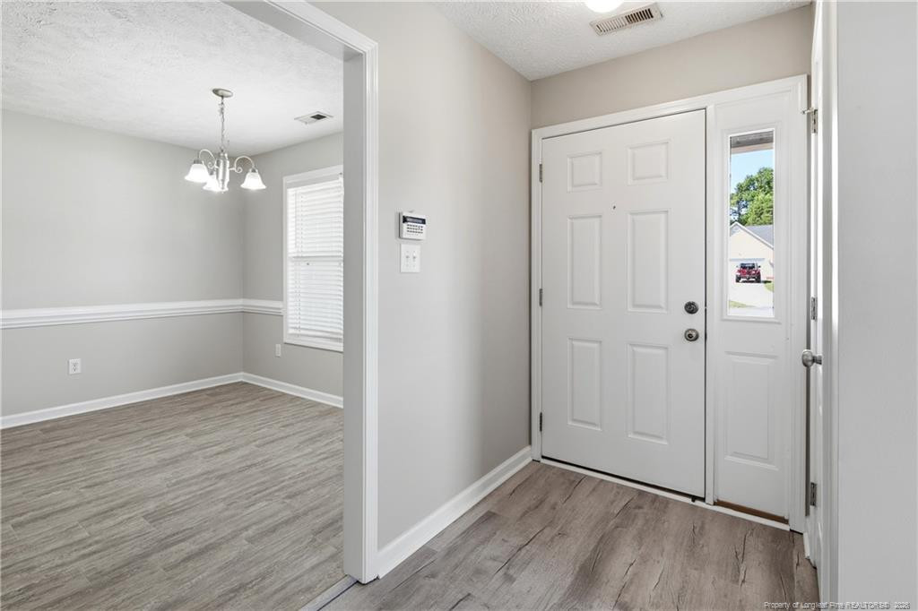 2209 Stornoway Court Property Photo 6