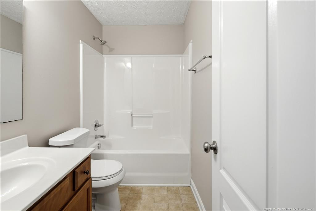 2209 Stornoway Court Property Photo 41