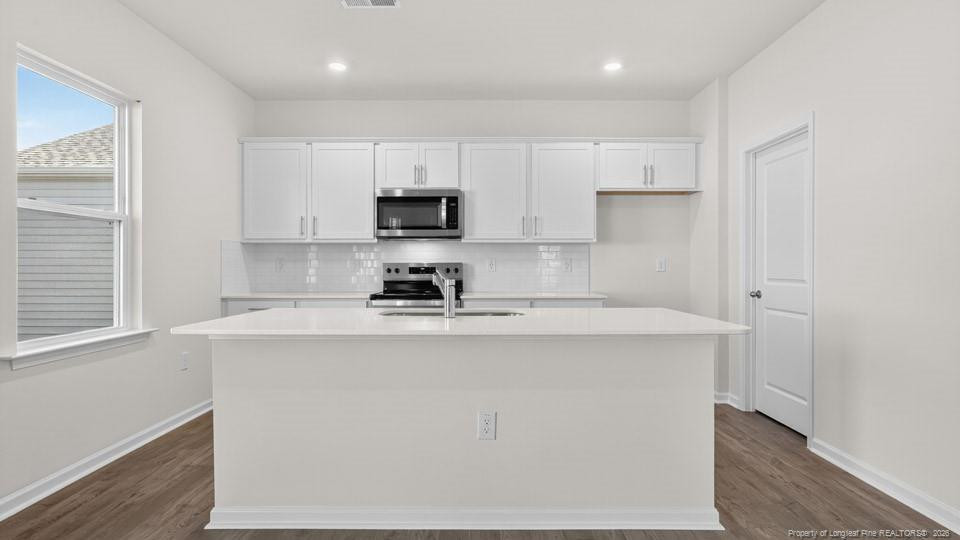 305 Maddox Drive Property Photo 6