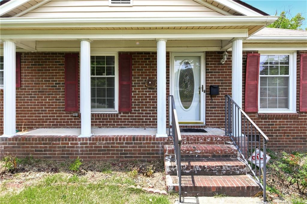 544 Farmview Drive Property Photo 1