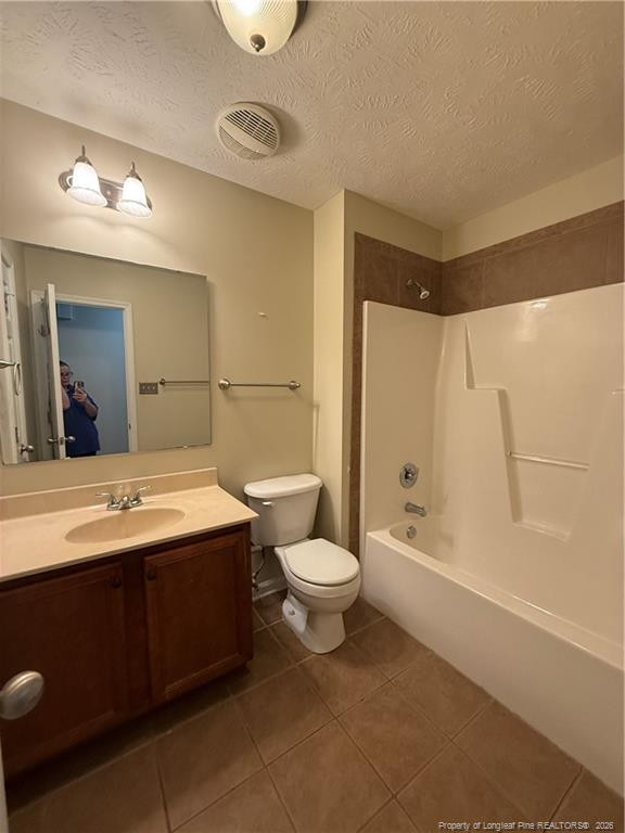 696 Fairfield Circle Property Photo 7