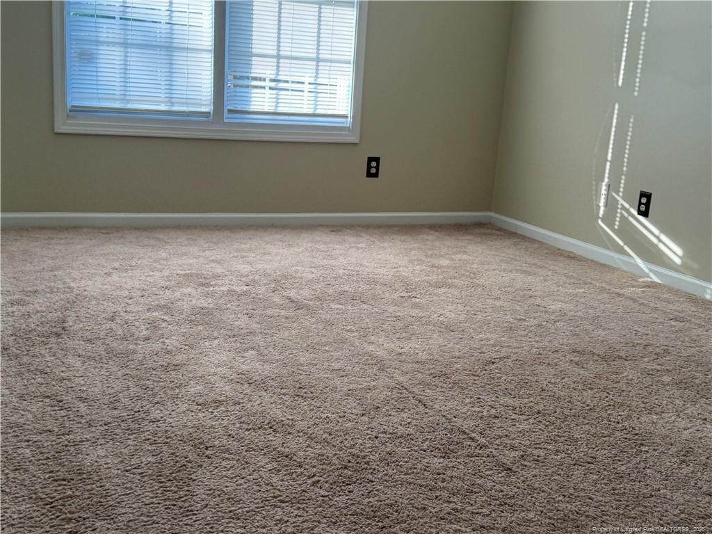 696 Fairfield Circle Property Photo 11