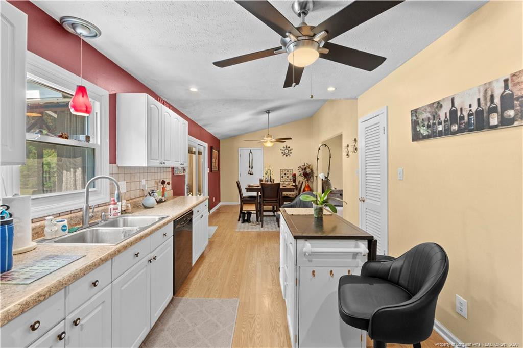 4723 Belford Road Property Photo 13