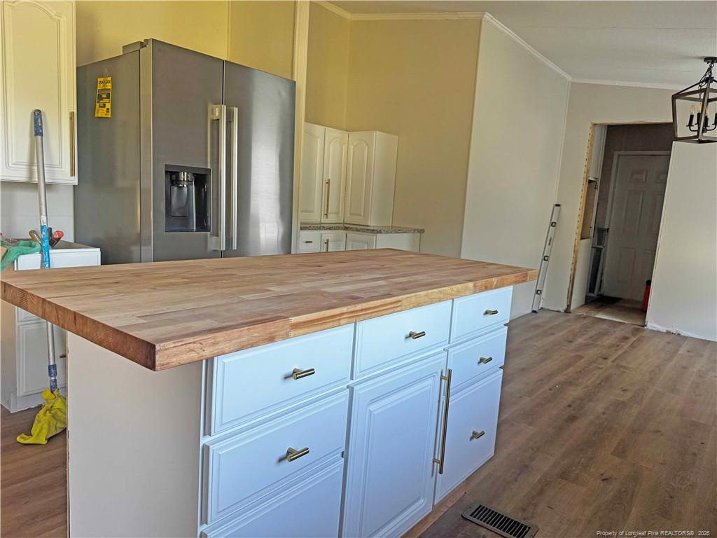 4768 Lobelia Road Property Photo 4