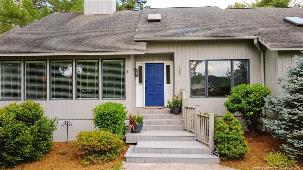 720 Diamondhead Drive S Property Photo 1