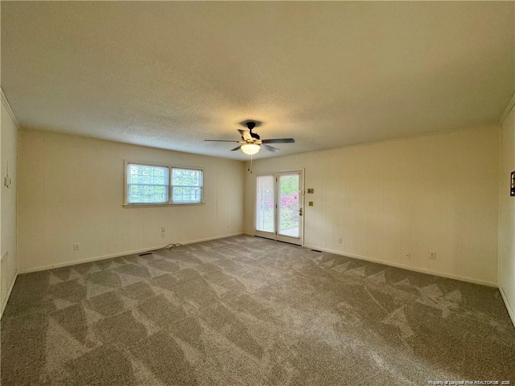 400 Harrill Street Property Photo 11