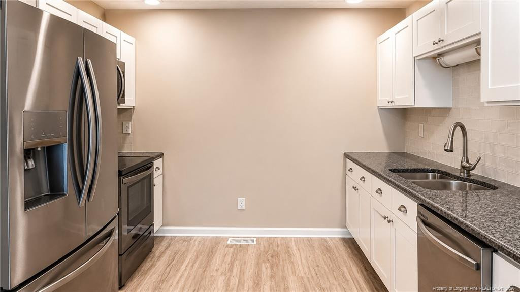 6873 Kingsgate Drive Property Photo 10