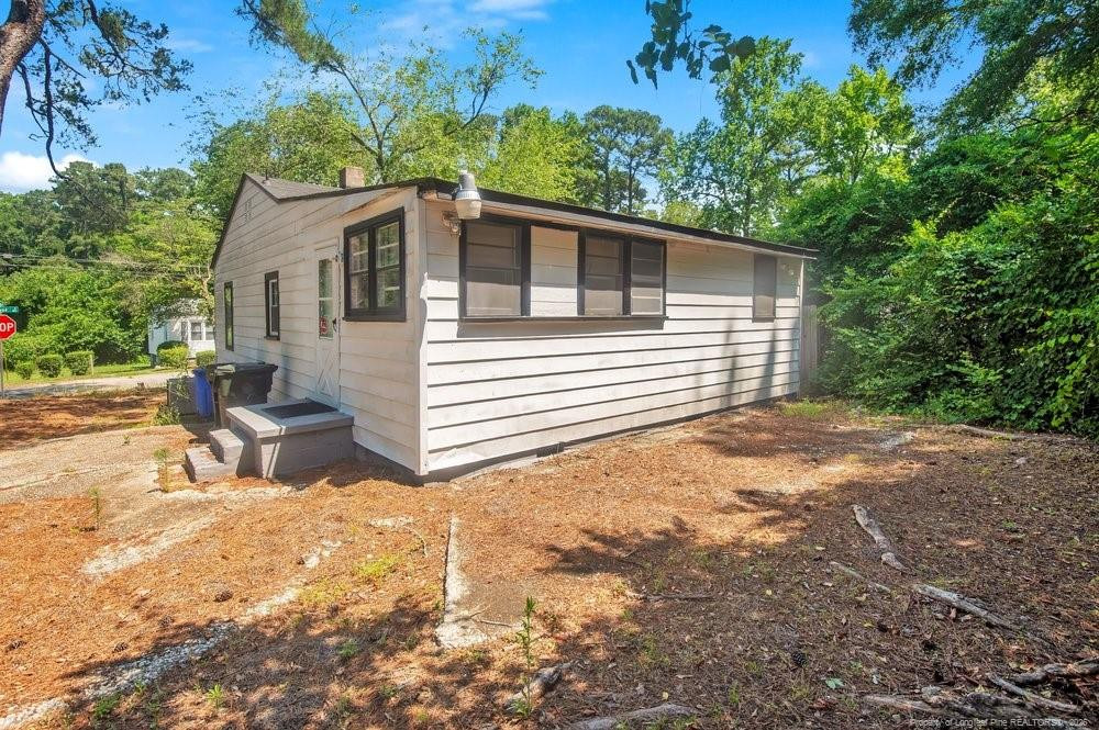 709 Lakeland Street Property Photo 16