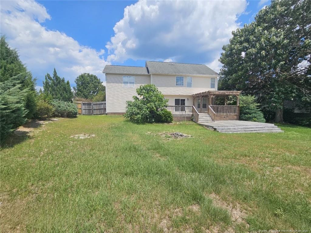 84 Gloucester Courts Property Photo 3