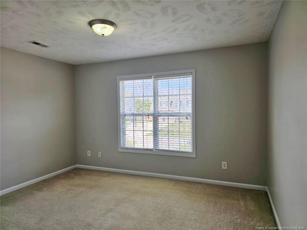 84 Gloucester Courts Property Photo 21