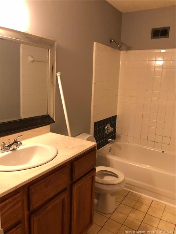 599 Winding Creek Road E Property Photo 14