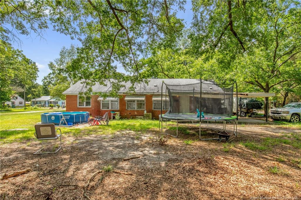318 N Elm Street N Property Photo 1