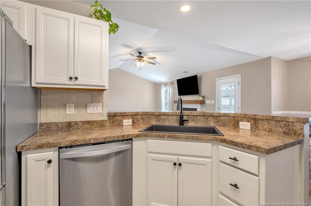 5744 Azure Drive Property Photo 16