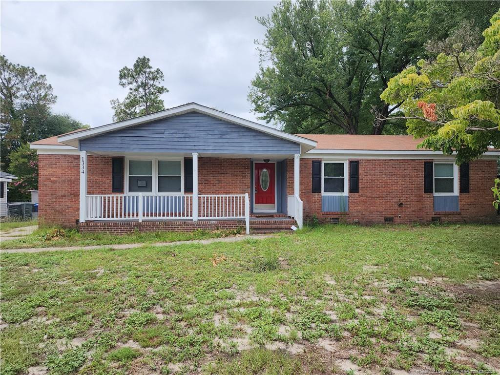 1334 Camelot Drive Property Photo 1