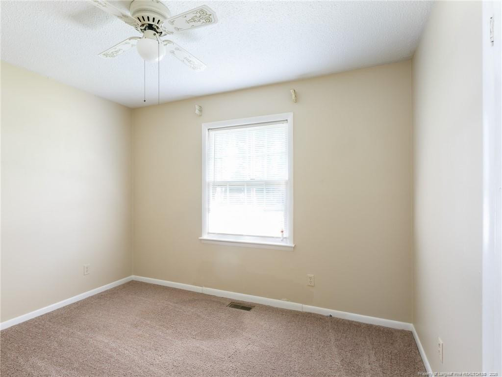 3249 Glenmore Drive Property Photo 12
